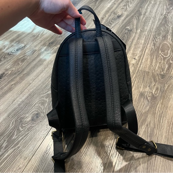 Disney Loungefly Hocus Pocus Chibi Mini Backpack - Picture 7 of 8